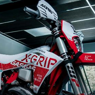 DOPORUČENÉ PŘÍSLUŠENSTVÍ K MOTOCYKLU